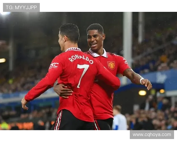 足球队最喜爱的球星揭晓 各大俱乐部球迷心中的偶像是谁 足球队最喜爱的球星揭晓 各大俱乐部球迷心中的偶像是谁